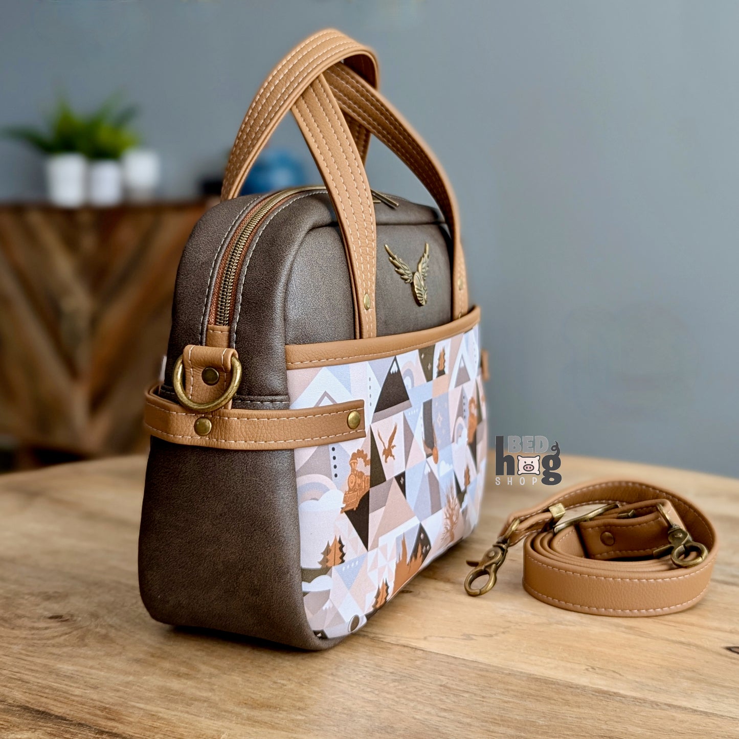 I Open at the Close Commuter Bag