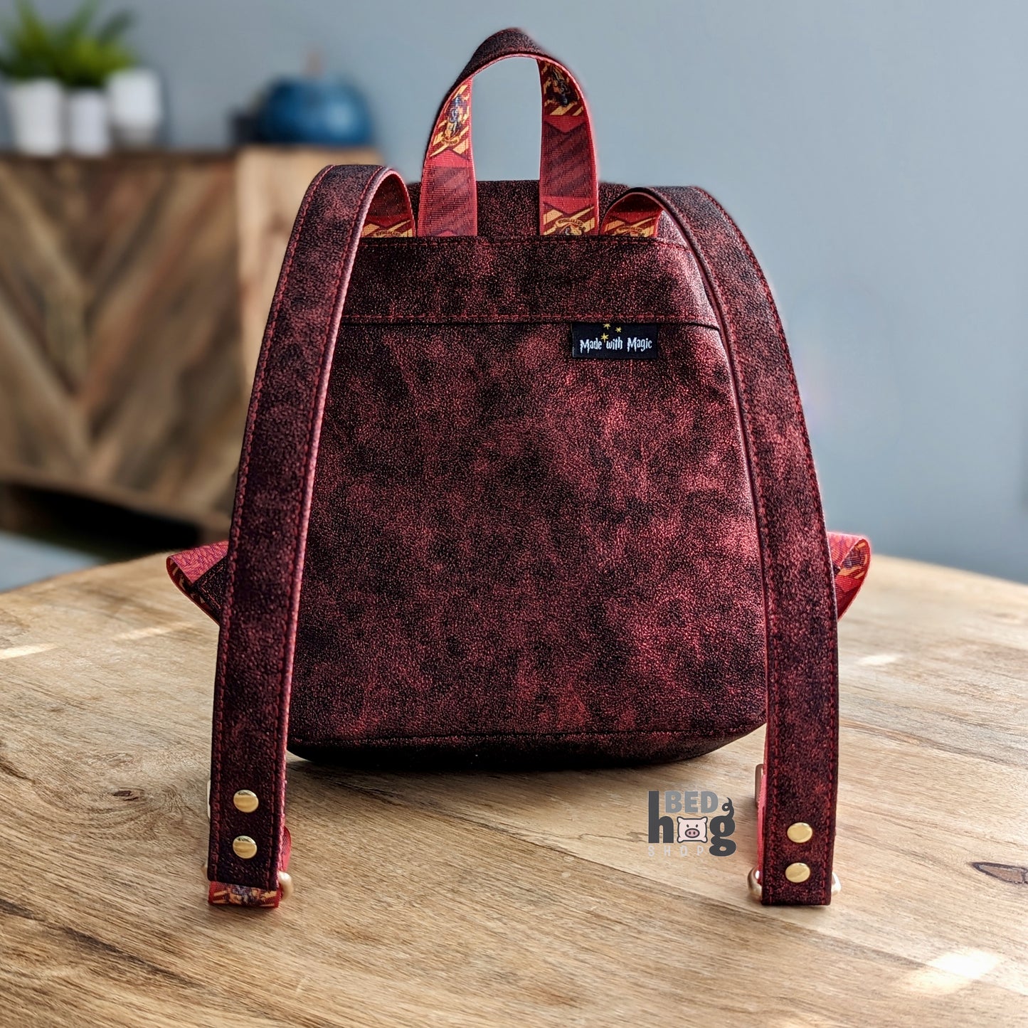 Lion Seeker Backpack
