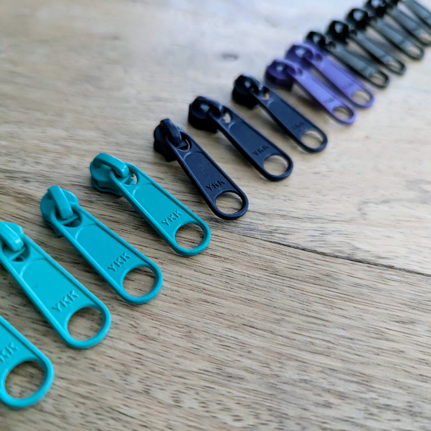 Destash Lot of 15 zipper pulls -- #4.5