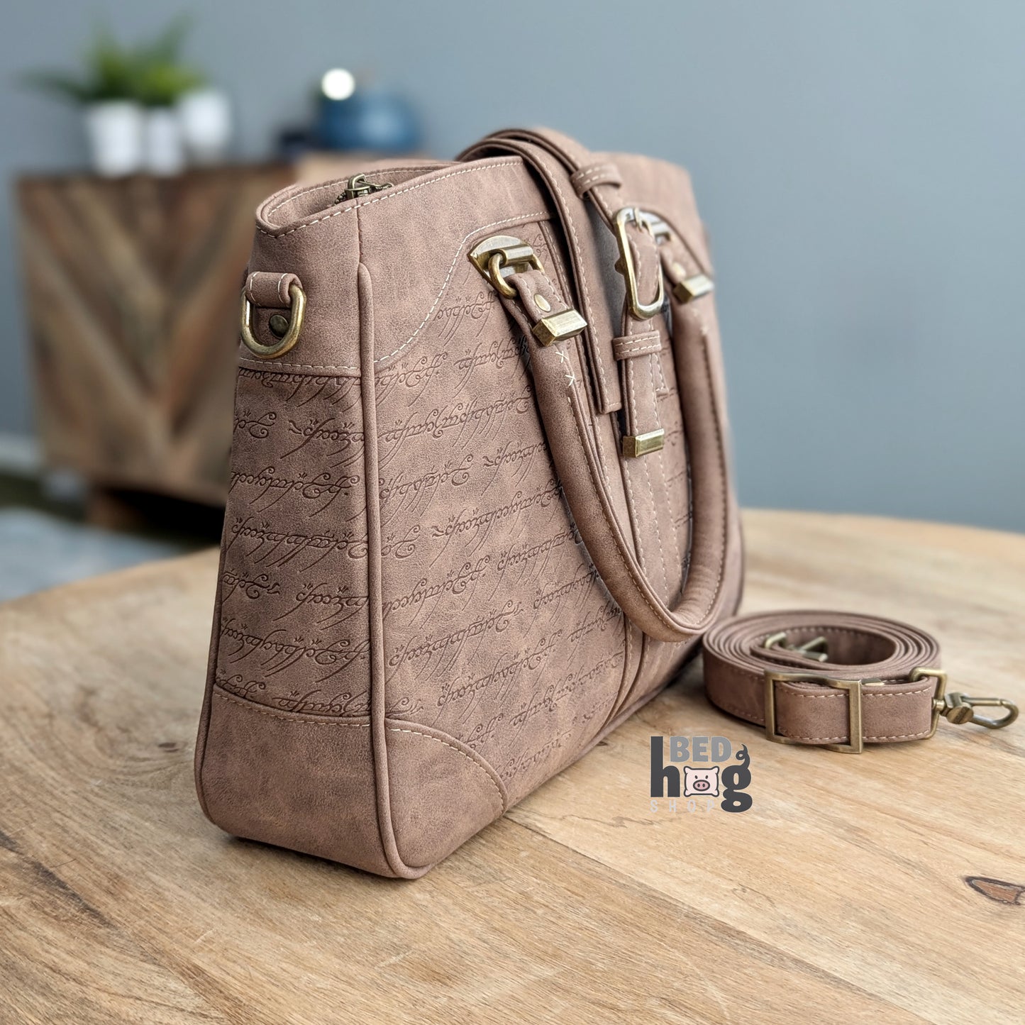 A Chronicle Kept Handbag