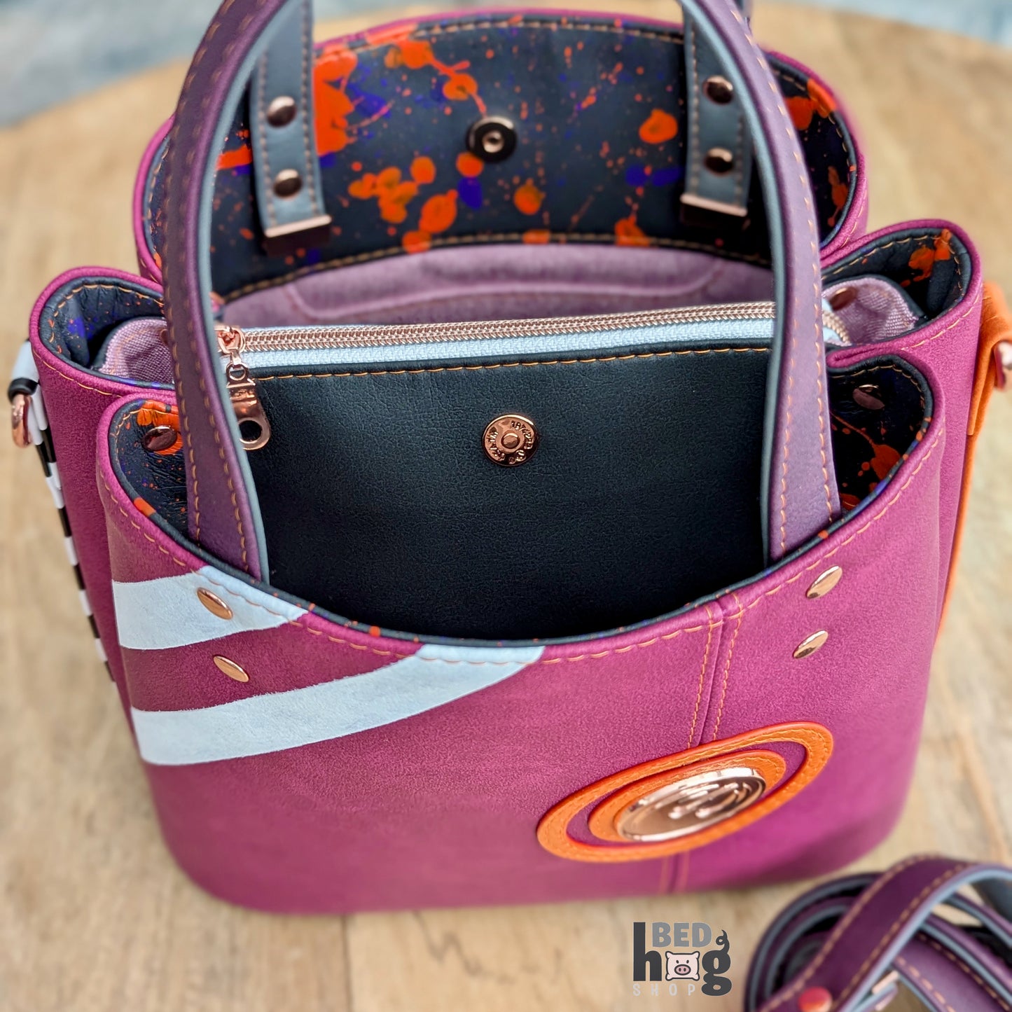 Make Your Mark Divided Handbag