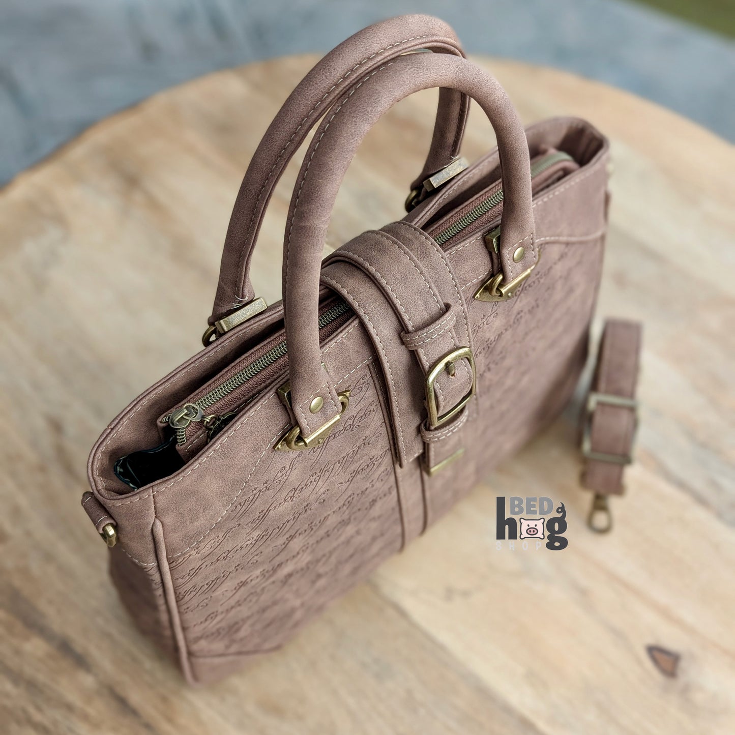 A Chronicle Kept Handbag