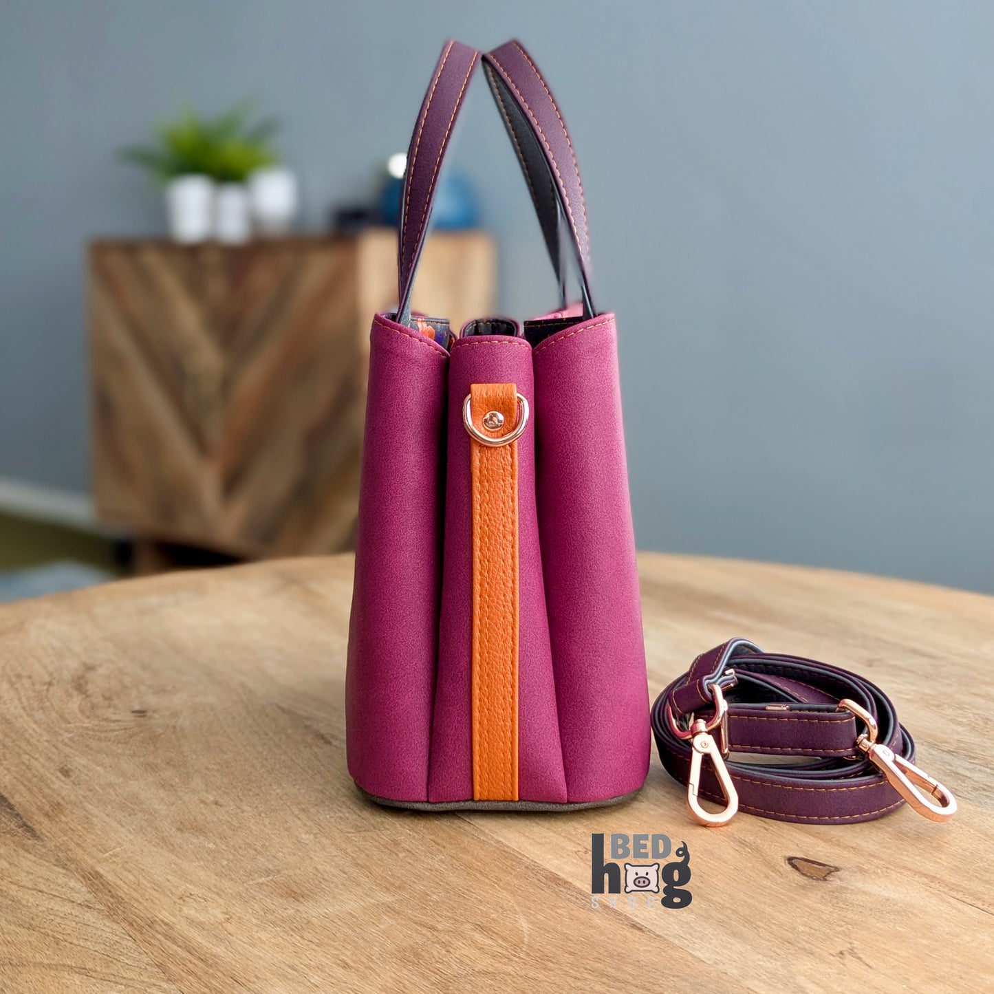 Make Your Mark Divided Handbag